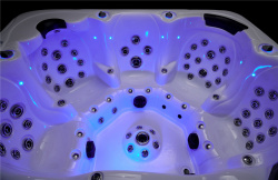 Гидромассажный СПА бассейн Joyee SPA Berlin